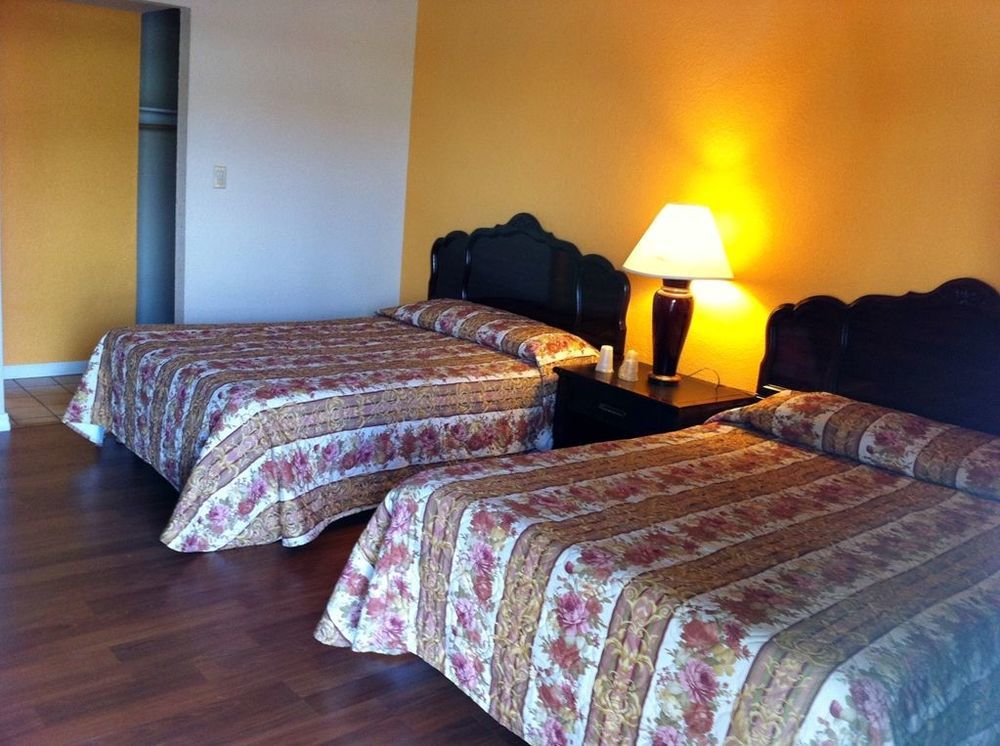 Motel -
