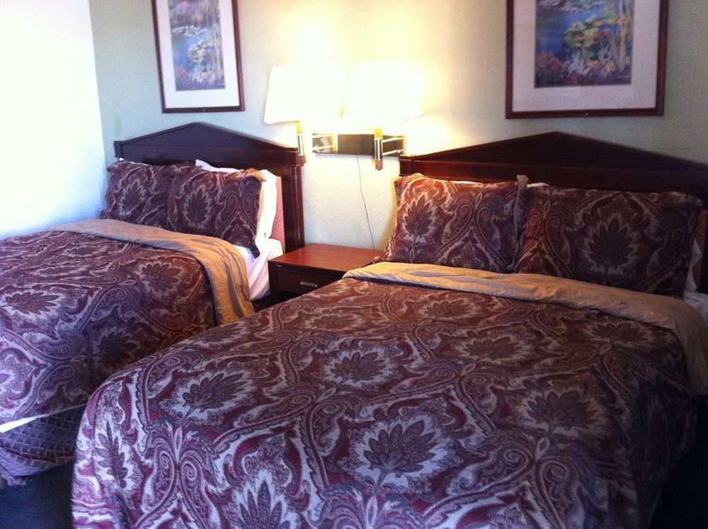 Motel - 2*