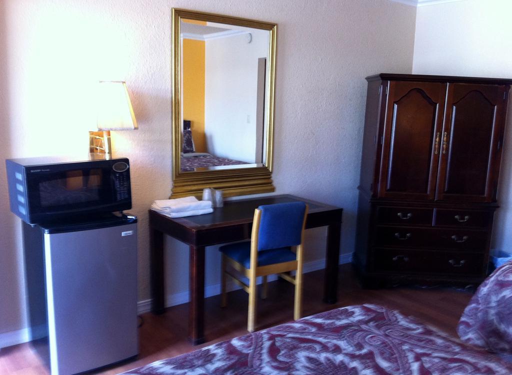 Motel - 2*